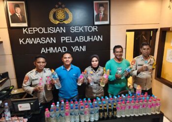Polsek Pelabuhan Ahmad Yani Gagalkan Penyelundupan Ratusan Botol Minuman Beralkohol Ilegal dari Manado