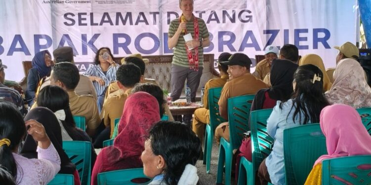 Duta Besar Australia Berdialog tentang Kepemimpinan Perempuan dengan Sekolah Perempuan di Pulau Morotai