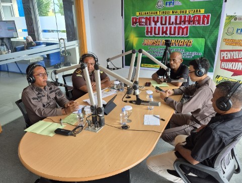 Program Jaksa Menyapa : Bidang Intelijen Kejati Malut Gelar Penyuluhan Hukum Pengawasan Dana Desa