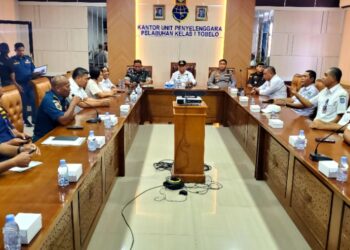 Bupati Rapat Bersama UPP Kelas I Tobelo Untuk Persiapan Pelayaran Perdana