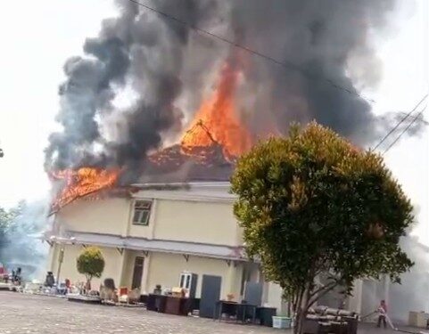 Gedung Muzdalifah Asrama Haji Transit Ternate Terbakar, Api Berasal dari Kamar ini!