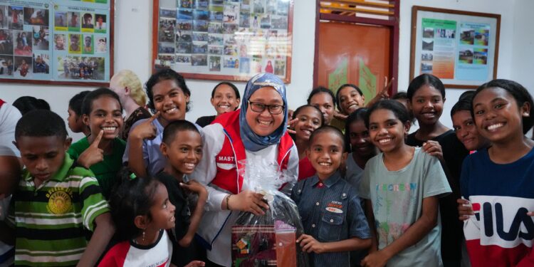 Pertamina Papua-Maluku Berbagi Kebahagiaan dengan 375 Anak Yatim di HUT ke-68 Pertamina