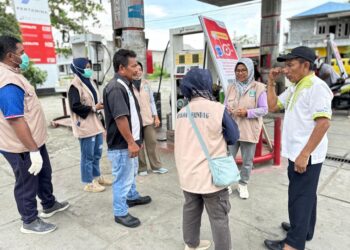 Pertamina Papua-Maluku dan Dinas Metrologi Tera Ulang Takaran SPBU di Labuha Jelang Masuki Masa Liburan