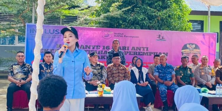 Gubernur Bersama LBH Perempuan dan Anak Morotai Bersinergi Tutup 16 Hari Anti Kekerasan dengan Kampanye Sekolah