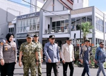 Kapolres Ternate Bersama Forkopimda Tinjau Gereja dan Pos Pengamanan