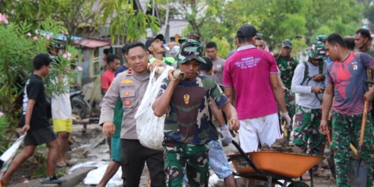 Upaya Pemulihan Pasca Banjir Terus Di Lakukan Tim Satgas