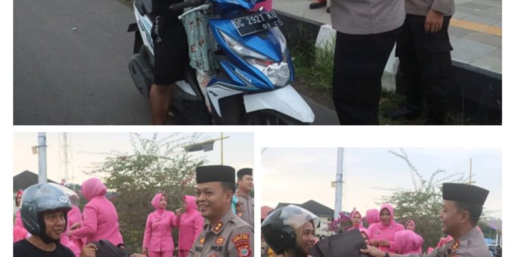 Indahnya Ramadhan, Polres Halteng dan Bhayangkari Berbagi Takjil kepada Masyarakat